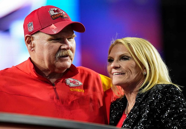 JUST IN: Chiefs’ Andy Reid joyfully celebrates his mother’s remarkable 105th birthday with a cheerful “Happy birthday, Mom!”