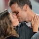 This is overwhelming NFL legend Tom Brady reconciles with ex-wife Gisele Bündchen after 5 years of divorce.