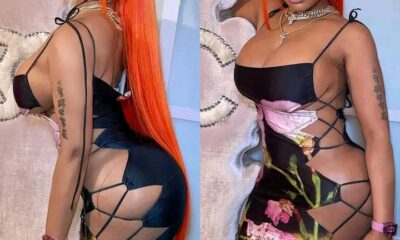 Breaking News: Nicki Minaj "THE QUEEN OF RAP" show off her gorgeous body in a new outfit "Almost Naked" which make fans criticse her,"What is she Advertising"?