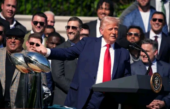 News Update: A Full List Of Eagles Players Who Skipped The White House Ceremony Has Been Released, And There’s A Pretty Obvious Talking Point Here...see more