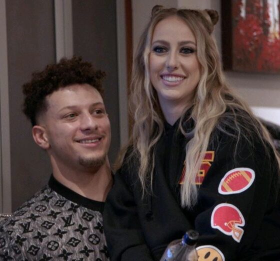 Breaking News: Brittany & Patrick Mahomes’ Rare Photo With Newborn Daughter Golden Shows She’s Already Such a Daddy’s Girl...see more