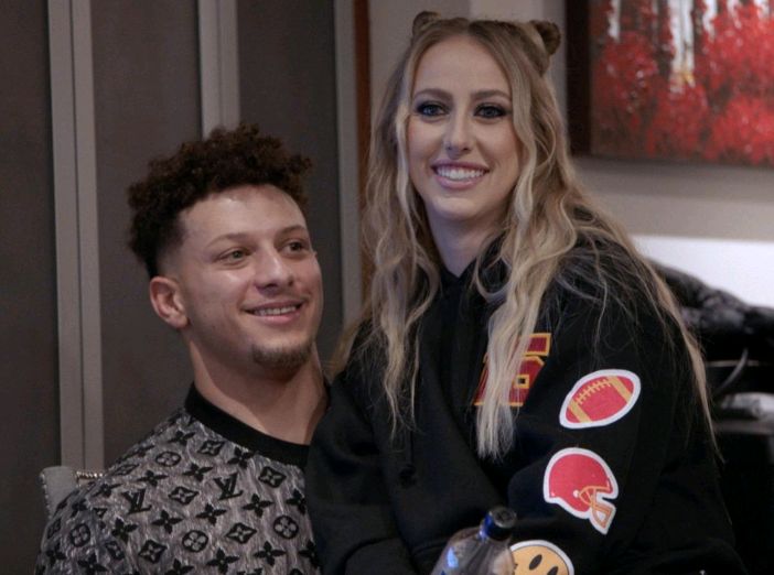 Breaking News: Brittany & Patrick Mahomes’ Rare Photo With Newborn Daughter Golden Shows She’s Already Such a Daddy’s Girl...see more