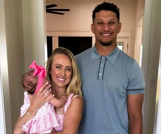 Breaking News: Brittany Mahomes Admits She's 'Very Competitive' with Labor — and Shares Even Beat Her Previous 'Push Time' with Baby No. 3...see more